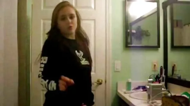 私の初めては友人です アダルト 動画 無料 女性