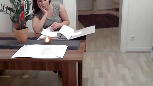 それをpolvazoテントの中で彼の妻をクソ！ 成人 女性 無料 動画