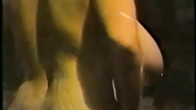夫と息子の事実を使う エロ 女 の 動画