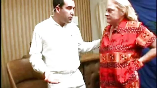 このメキシコのハゲ男ソフィー-ディー 可愛い 女性 の エロ 動画